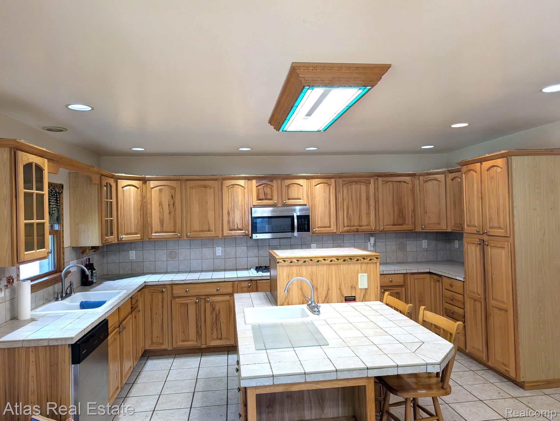 5449 Woodlawn Drive