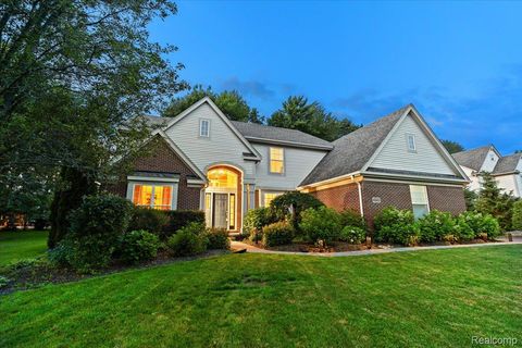 4583 Racewood Drive Commerce Charter Township MI 48382