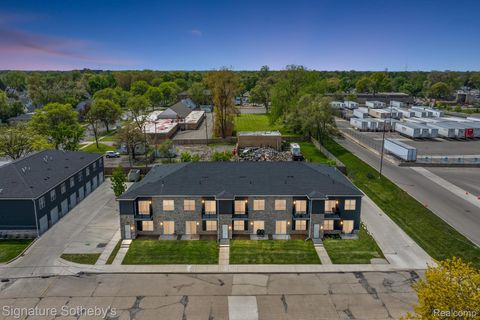 1241 E Woodward Heights Boulevard Hazel Park City MI 48030