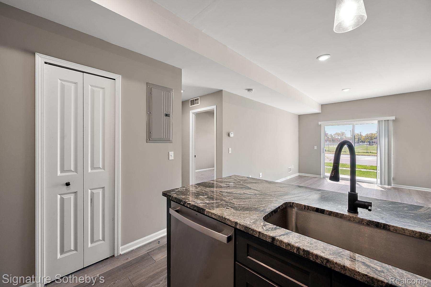 1241 E Woodward Heights Boulevard