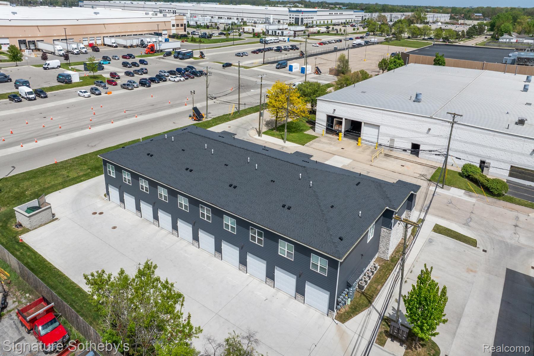 1241 E Woodward Heights Boulevard