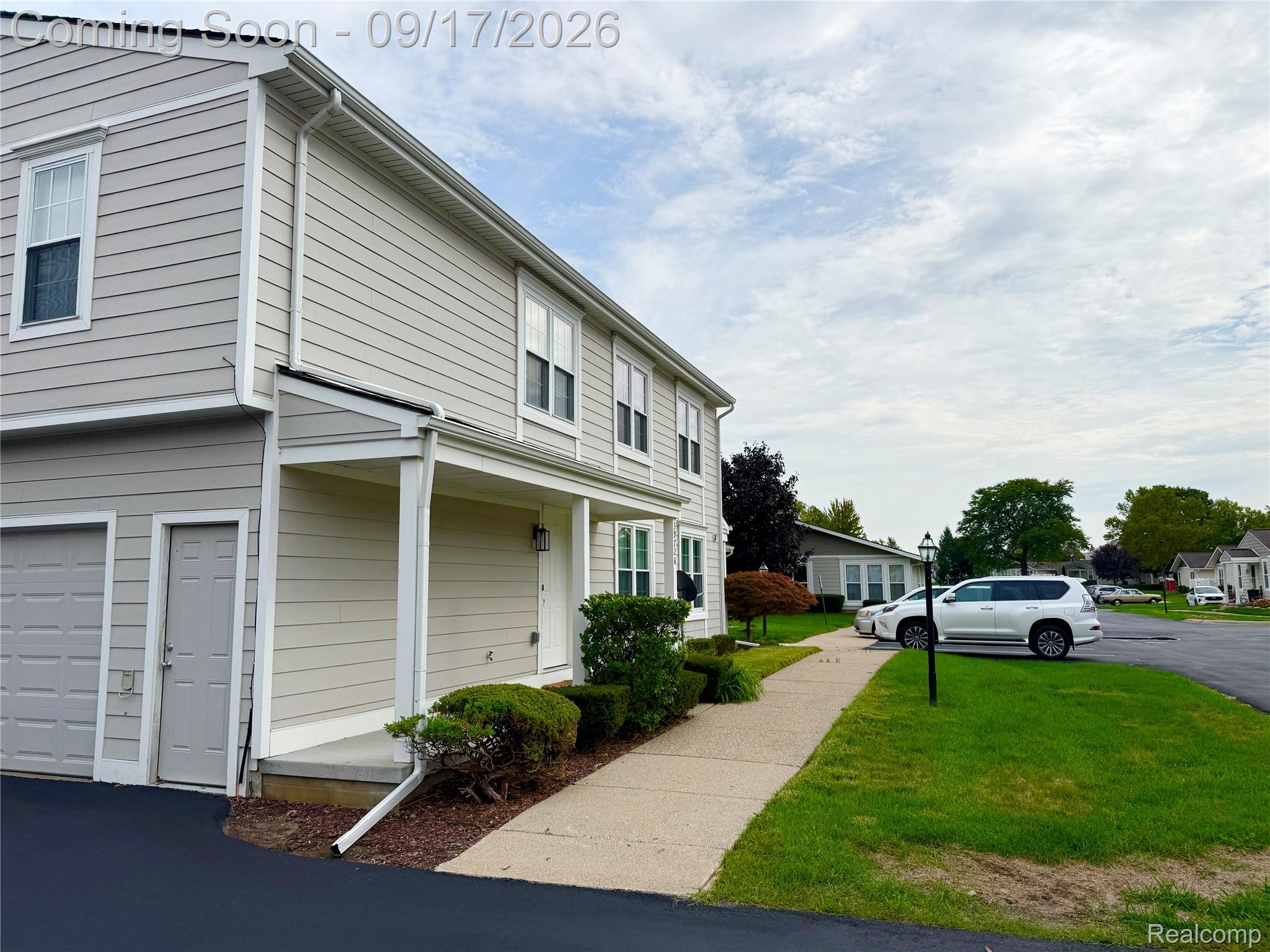 39726 Village Wood Lane