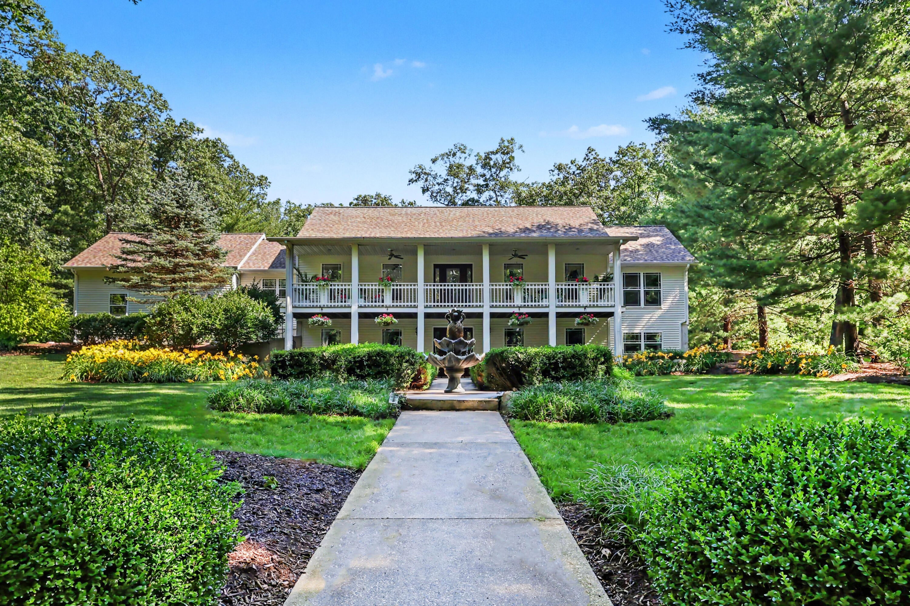 4137 Monroe Road