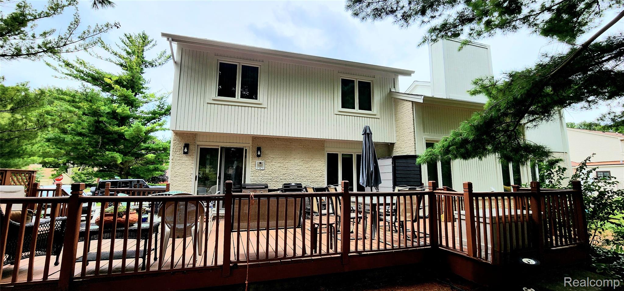 28740 Appleblossom Lane