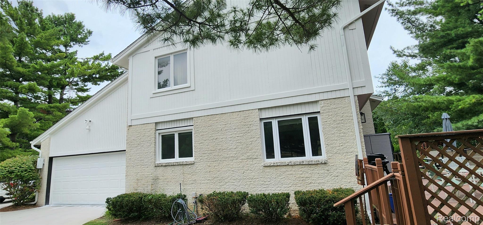 28740 Appleblossom Lane
