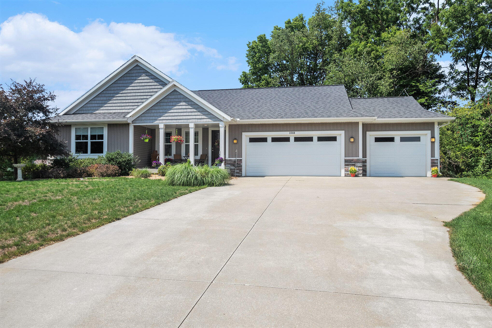 3560 Woodfield Court