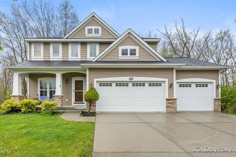 3558 Bridgehampton Drive NE Grand Rapids Charter Township Kent MI 49546