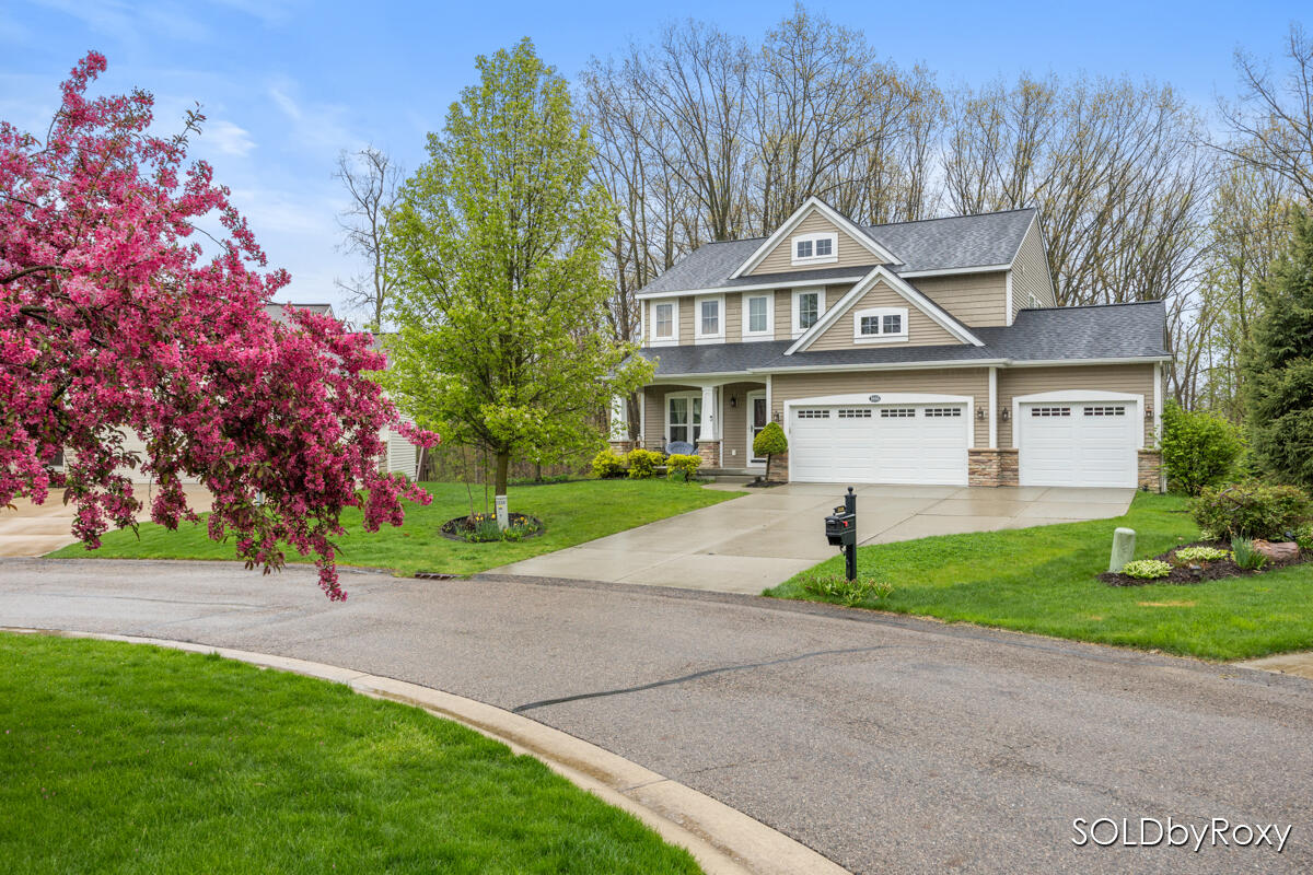 3558 Bridgehampton Drive NE