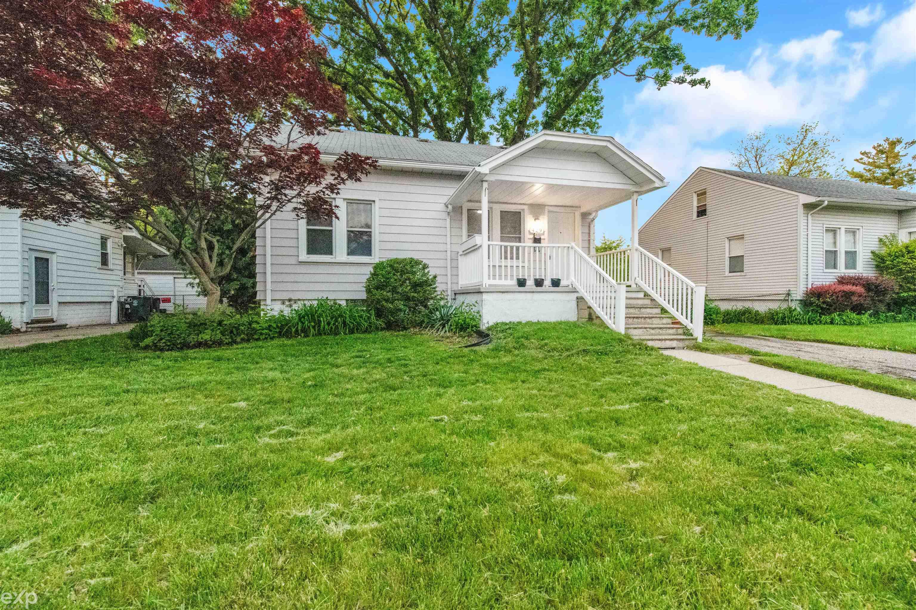 429 Linden Avenue