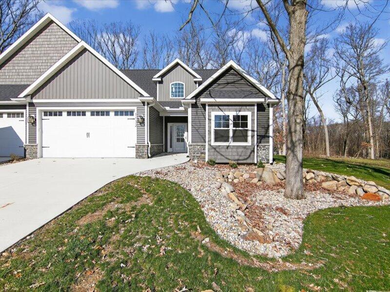 1132 Lochaven Circle