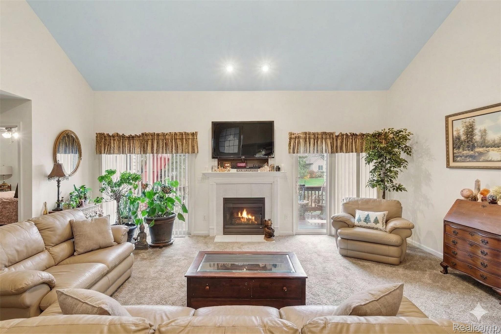 2053 Golfcrest Drive