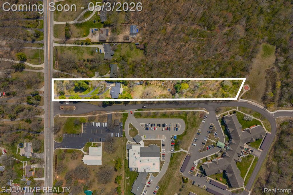 5211 Lakeshore Road