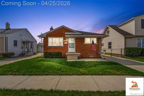 24909 Saxony Avenue Eastpointe City MI 48021
