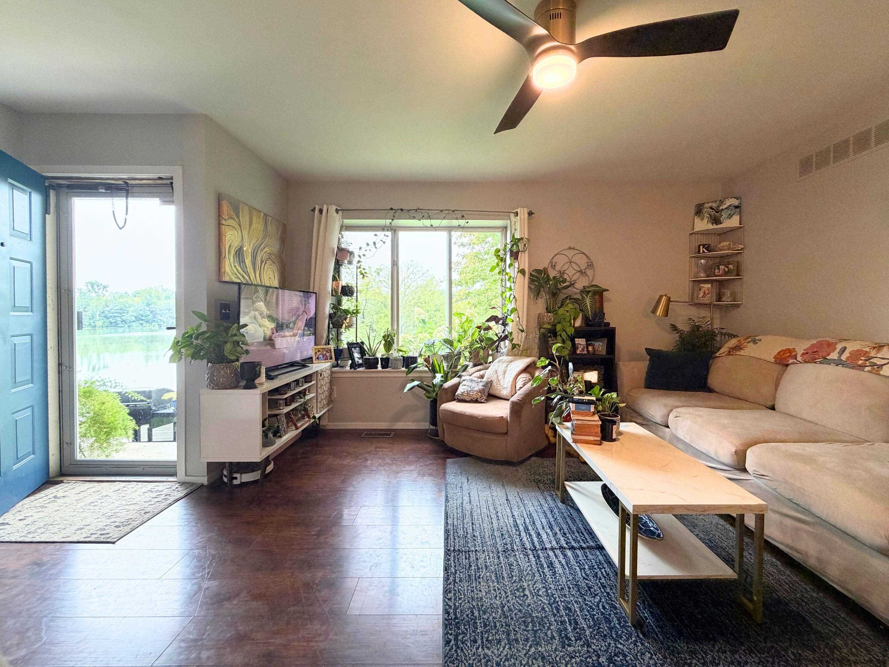 1083 Lake Park Circle