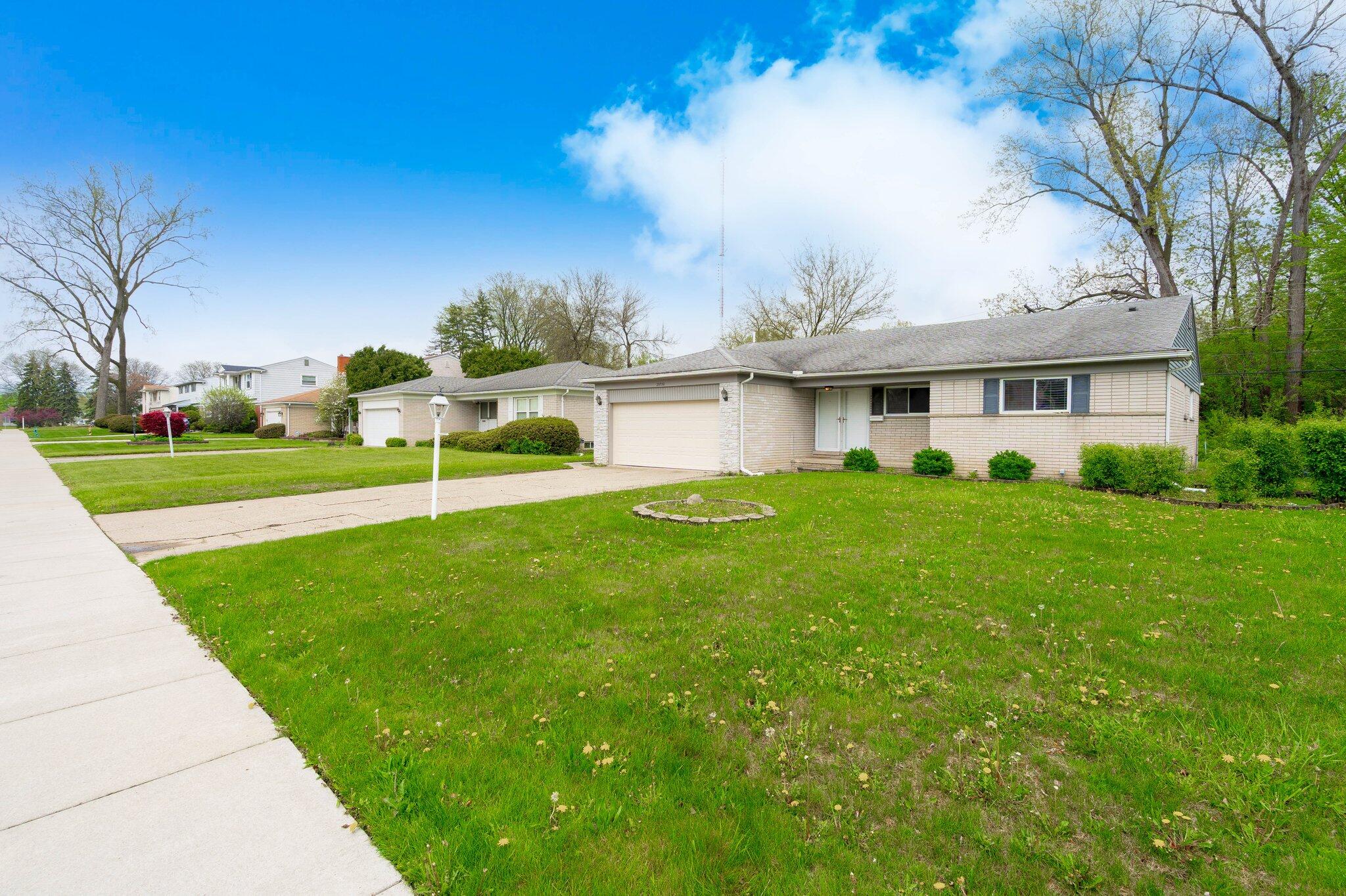 25720 Southwood Drive