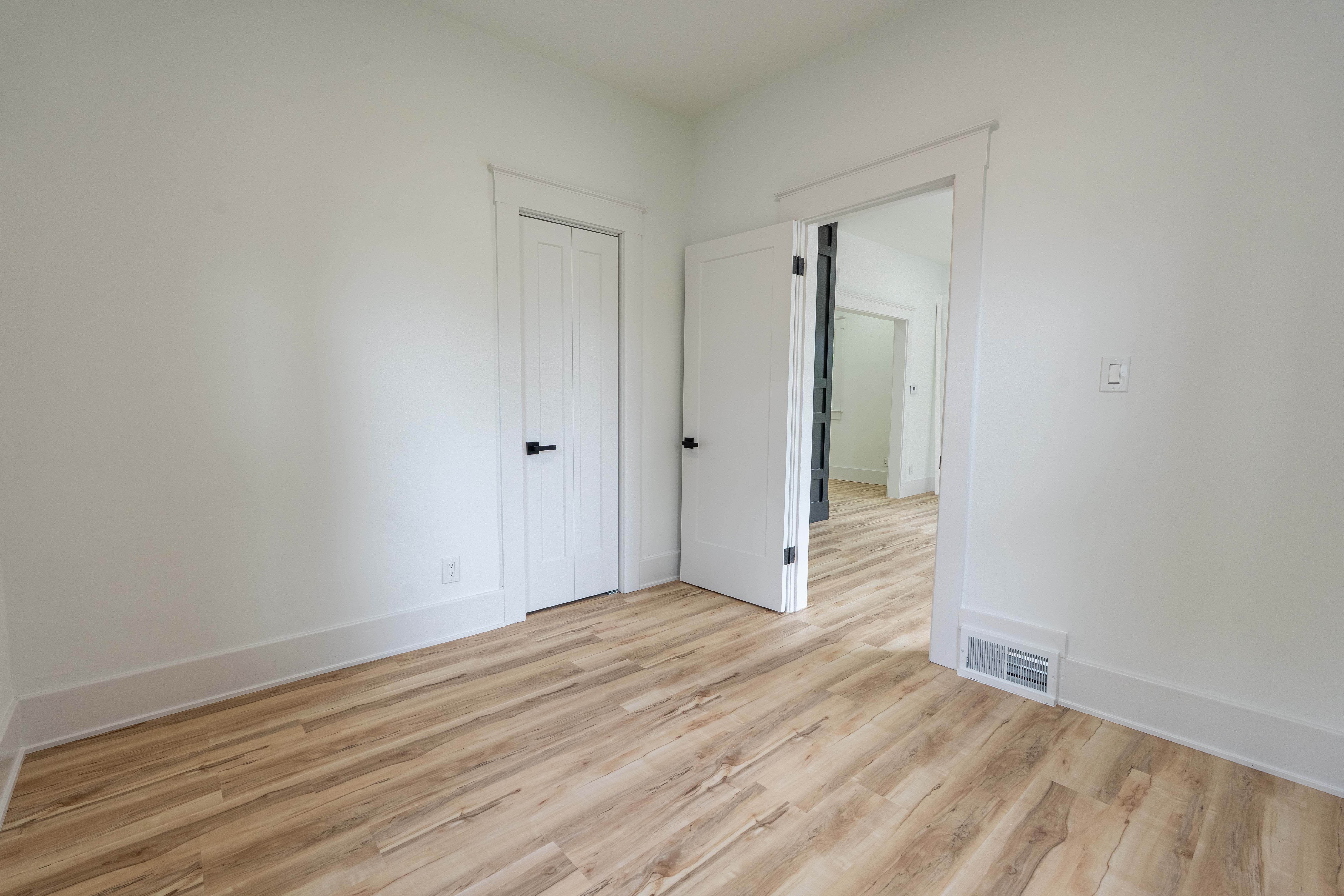 Ferndale City Oakland, Michigan 48220, United States, 3 Bedrooms Bedrooms, ,1 BathroomBathrooms,Residential,Pending,132780