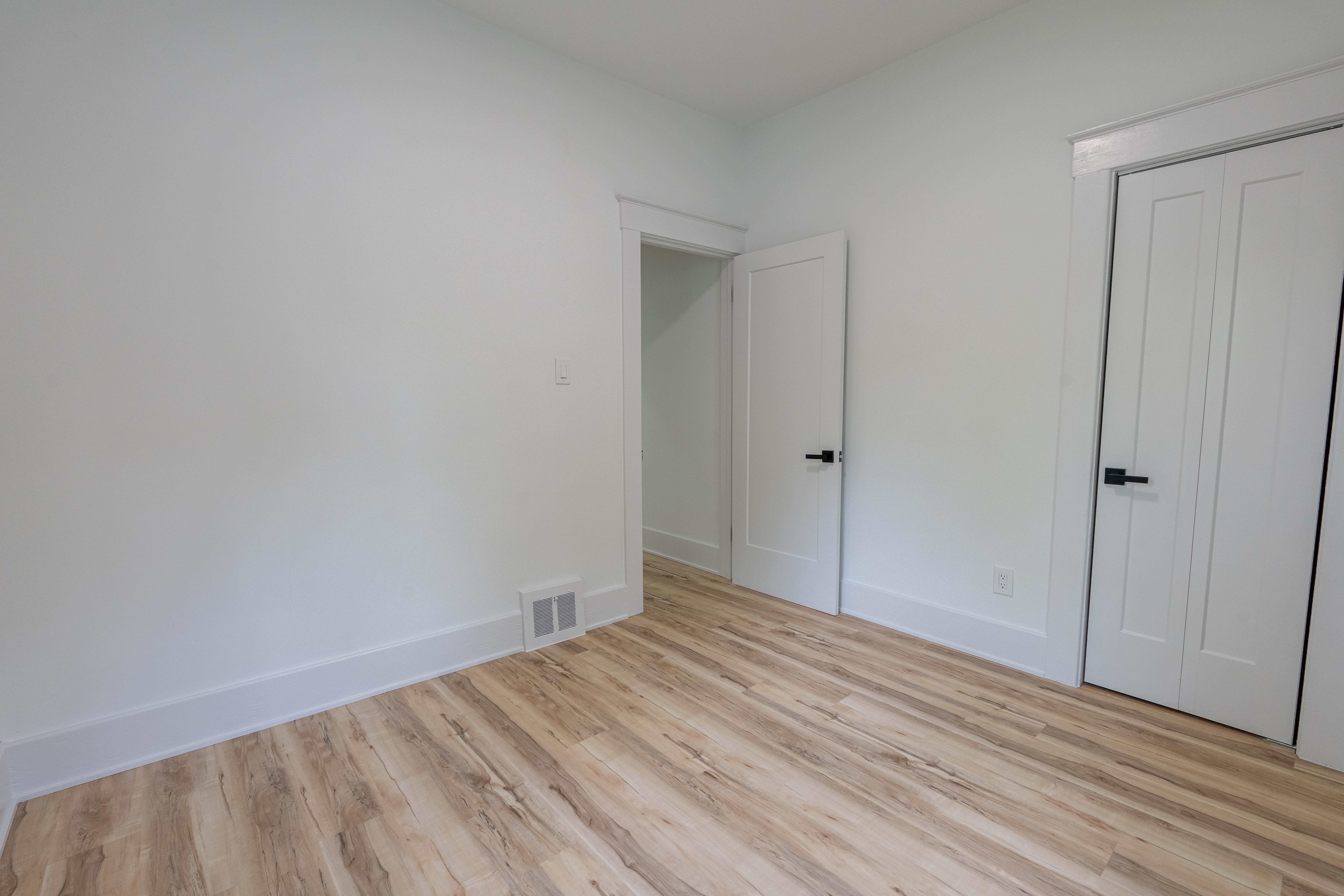 Ferndale City Oakland, Michigan 48220, United States, 3 Bedrooms Bedrooms, ,1 BathroomBathrooms,Residential,Pending,132780