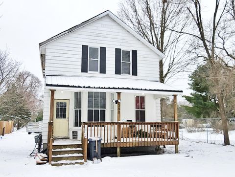 1388 E Wilcox Avenue White Cloud City MI 49349