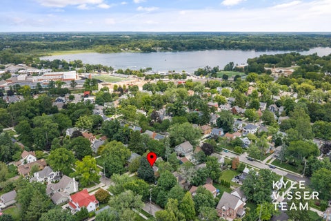 Tiny photo for 950 Pinecrest Avenue SE, East Grand Rapids City, MI 49506 (MLS # 65026054543)