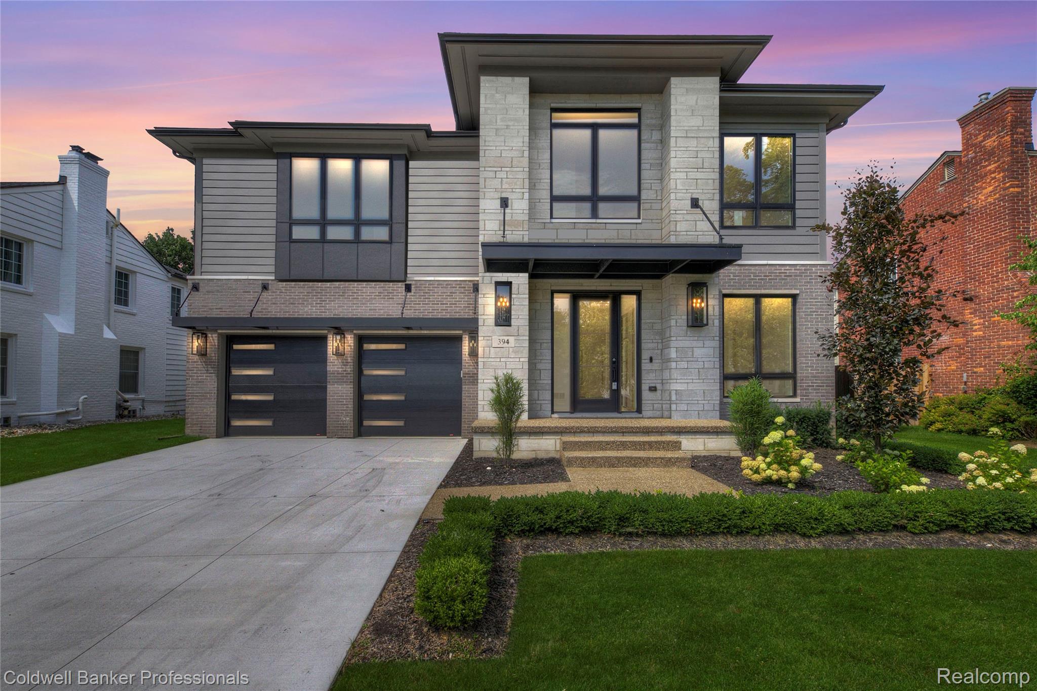 394 S Glenhurst