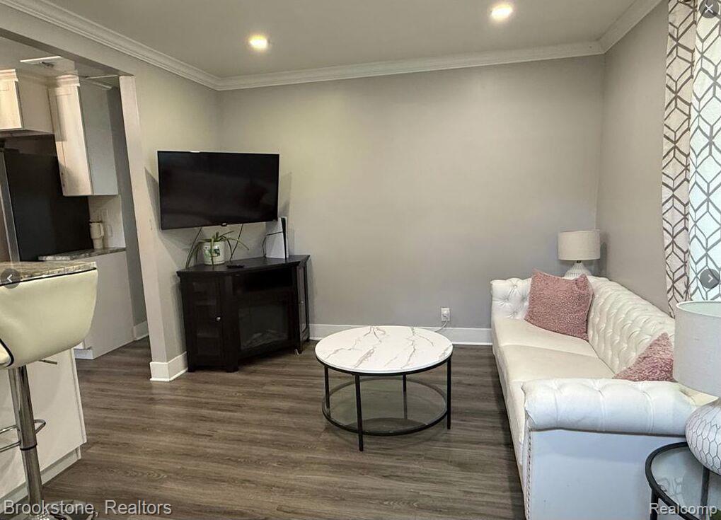 311 W Grand Traverse Street
