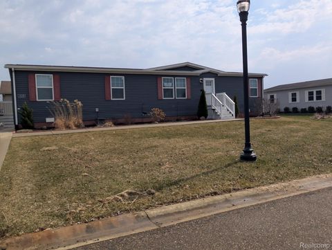 Photo of 11219 Wildbrook Court, Green Oak Township, MI 48178 (MLS # 20261005427)