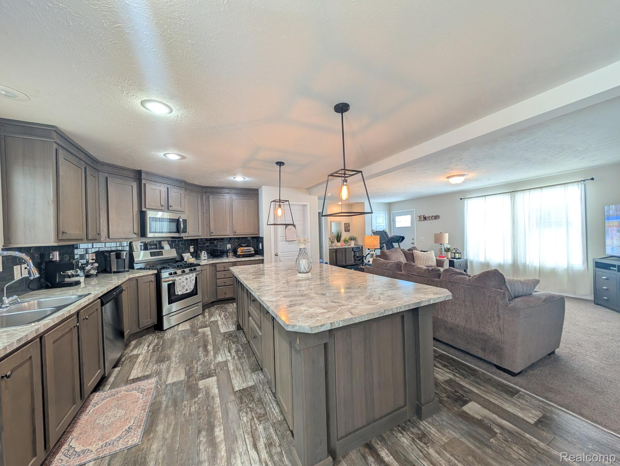 11219 Wildbrook Court