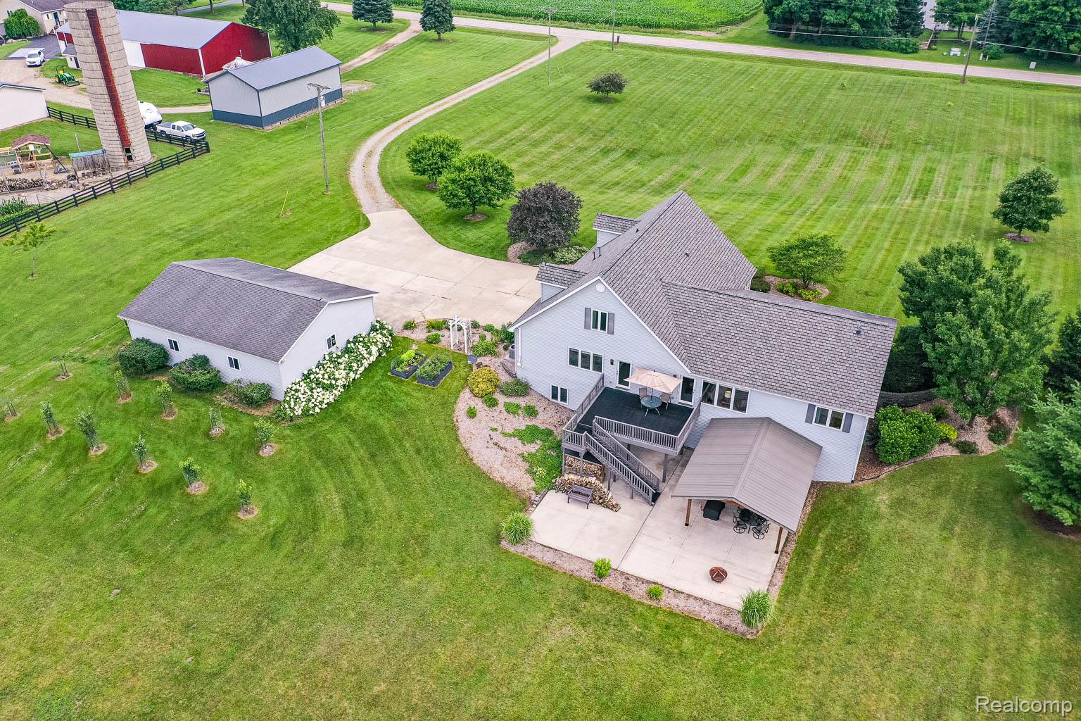 2086 Haines Road