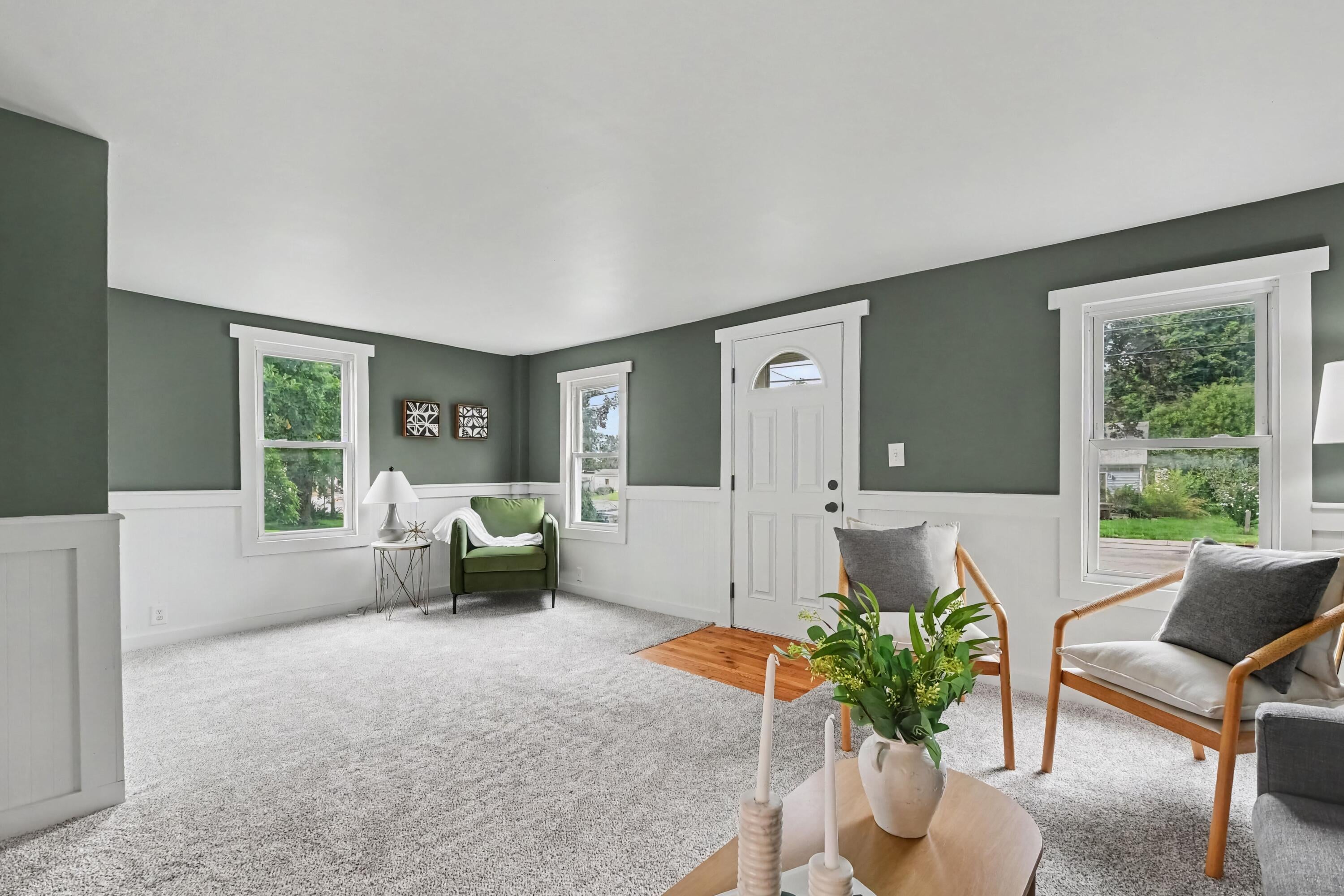 166 E Broadway Street