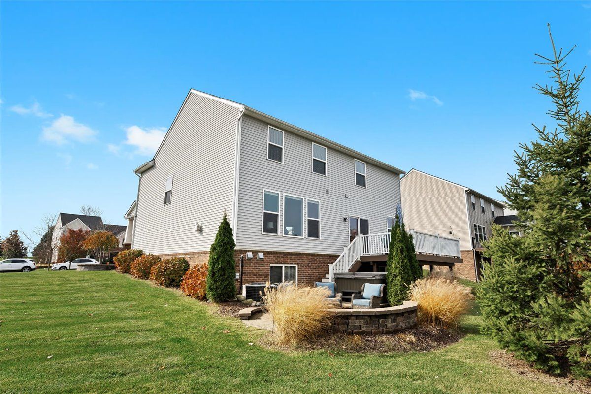 2242 KENAN Drive