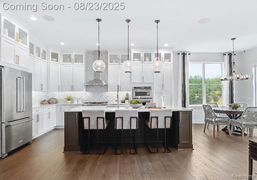 2941 Simi Way