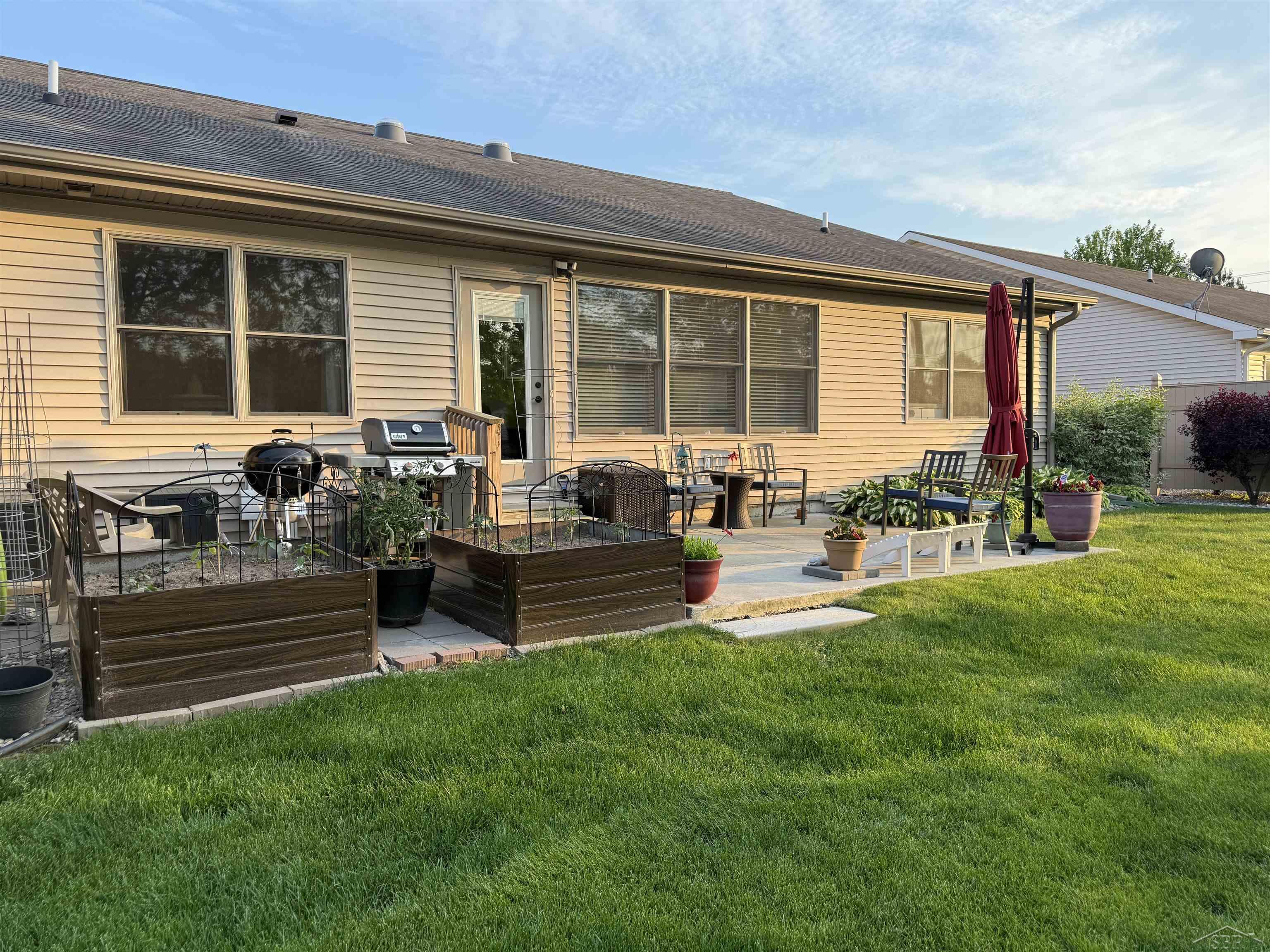 3004 Mackinaw Meadows Drive