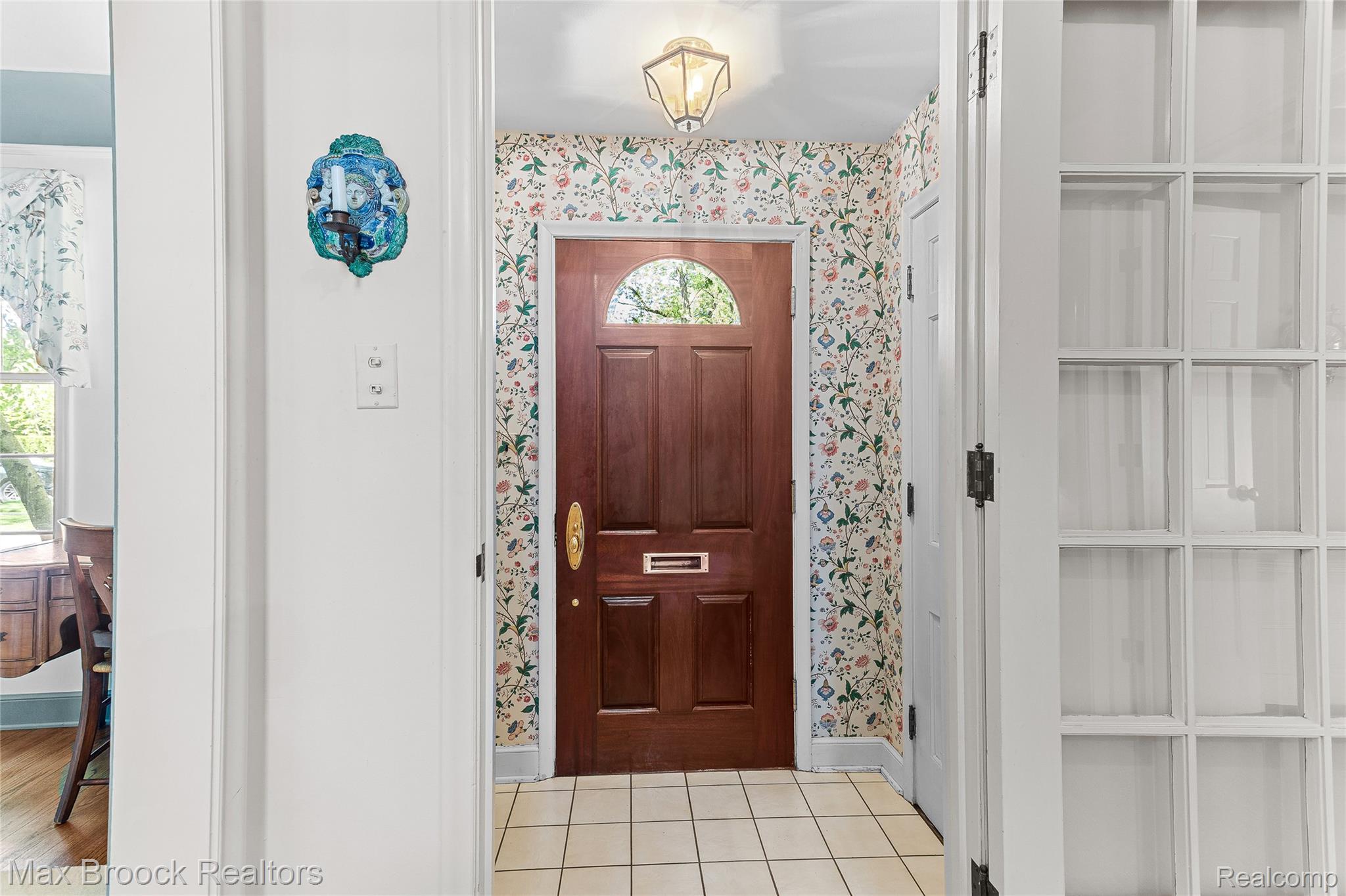 292 Fairfax Street