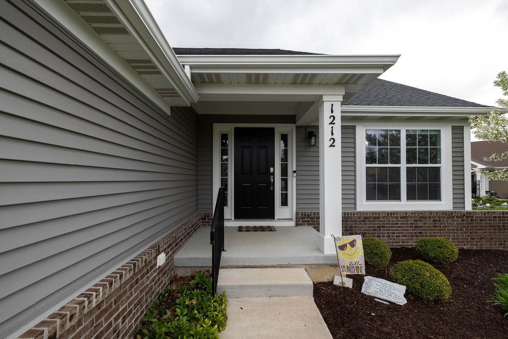 1212 Wineleaf Lane