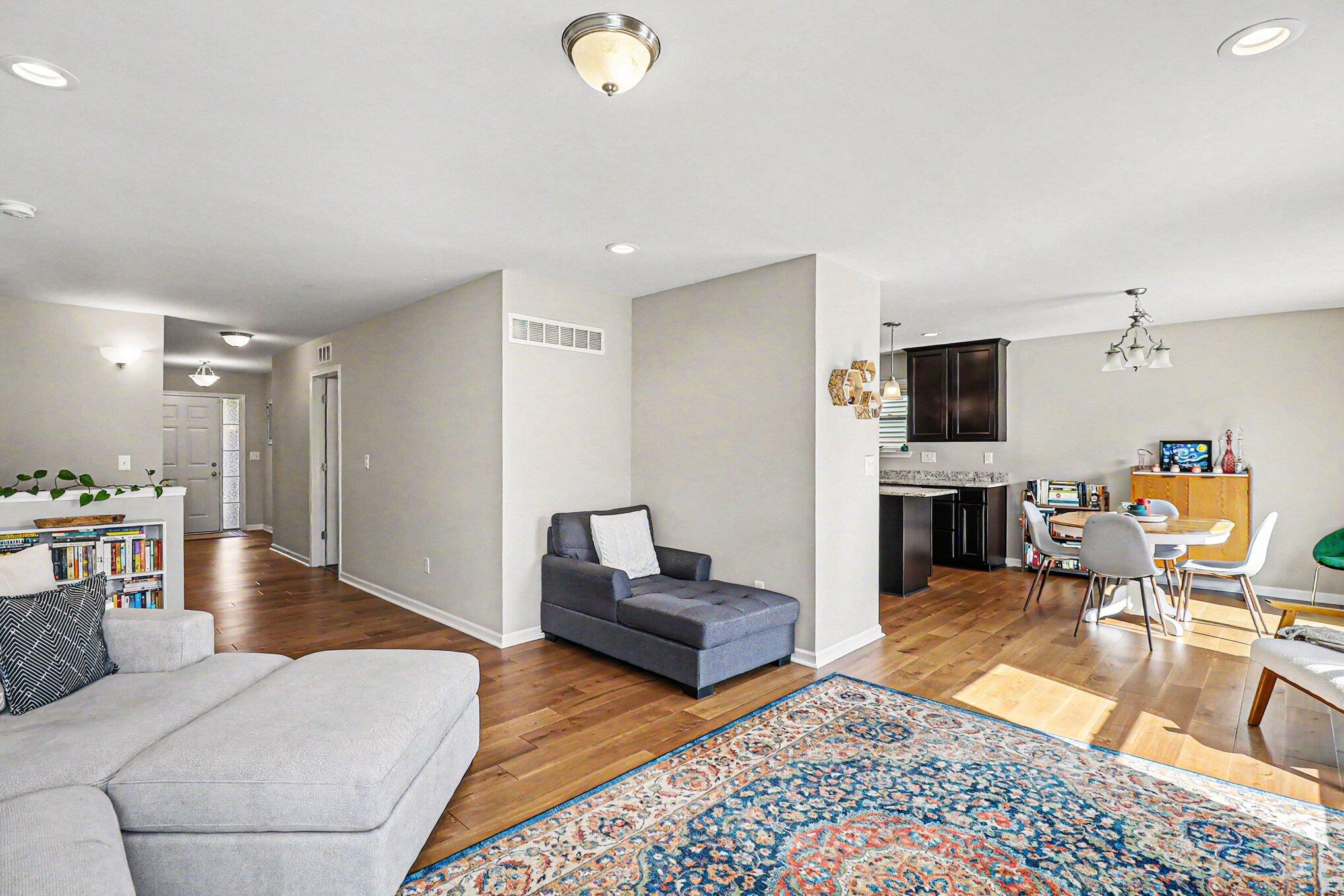 7343 Meridian Drive
