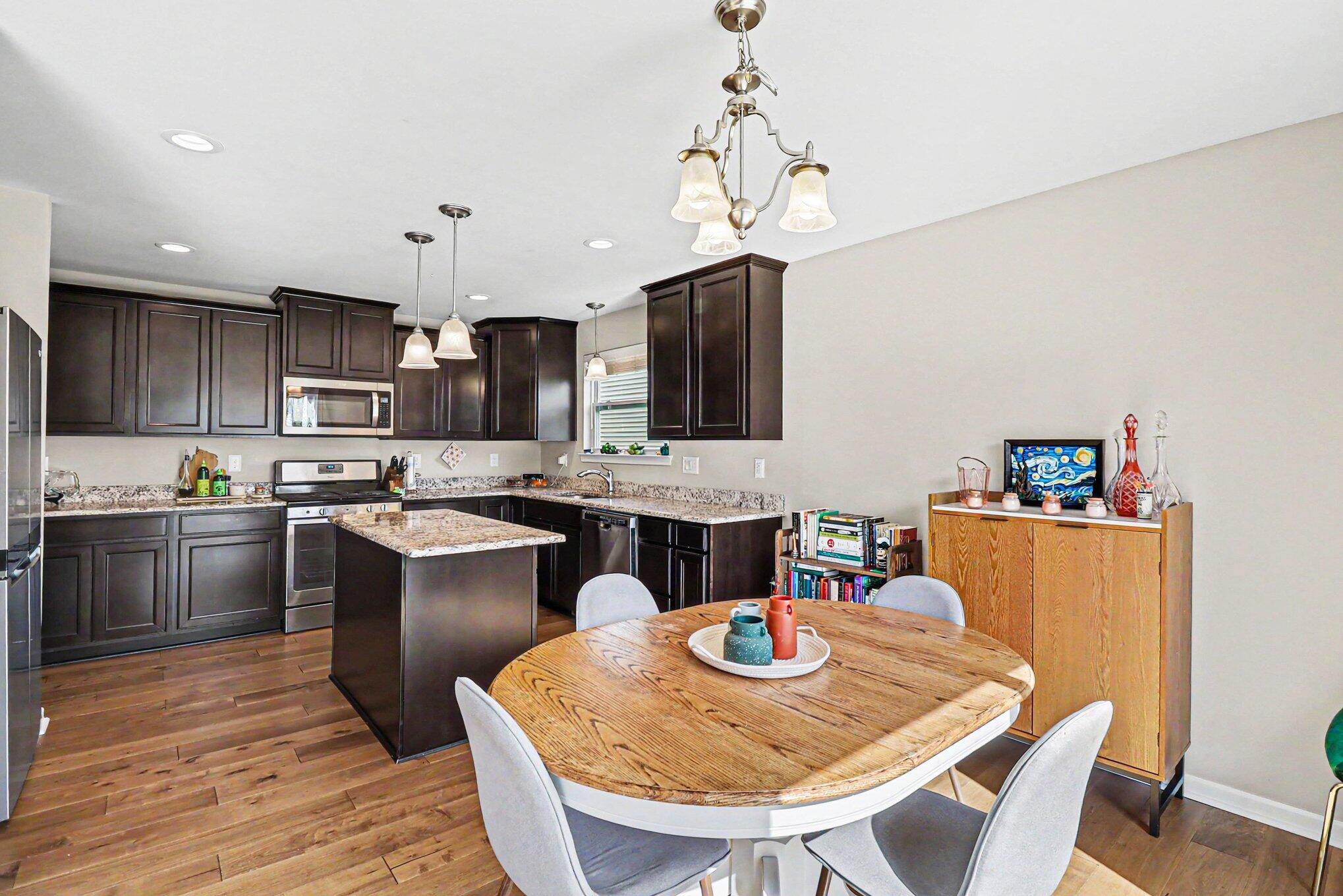 7343 Meridian Drive