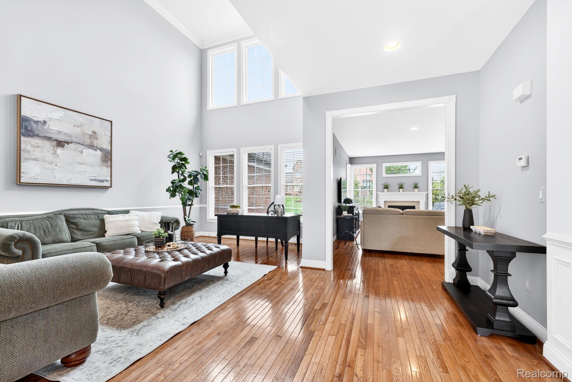 44872 Broadmoor Circle S