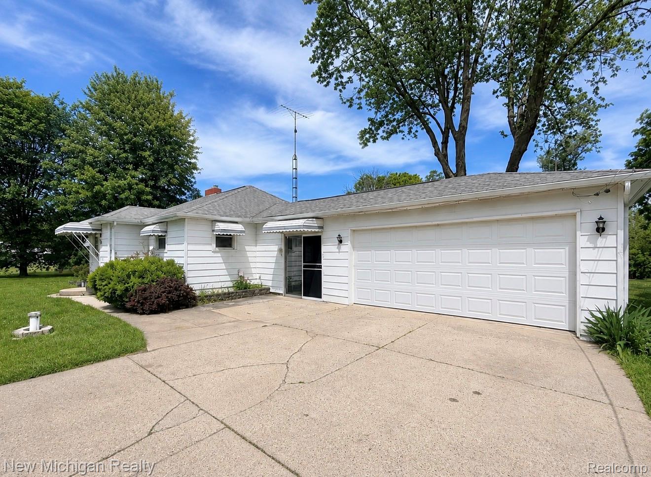 2020 W Hurd Road