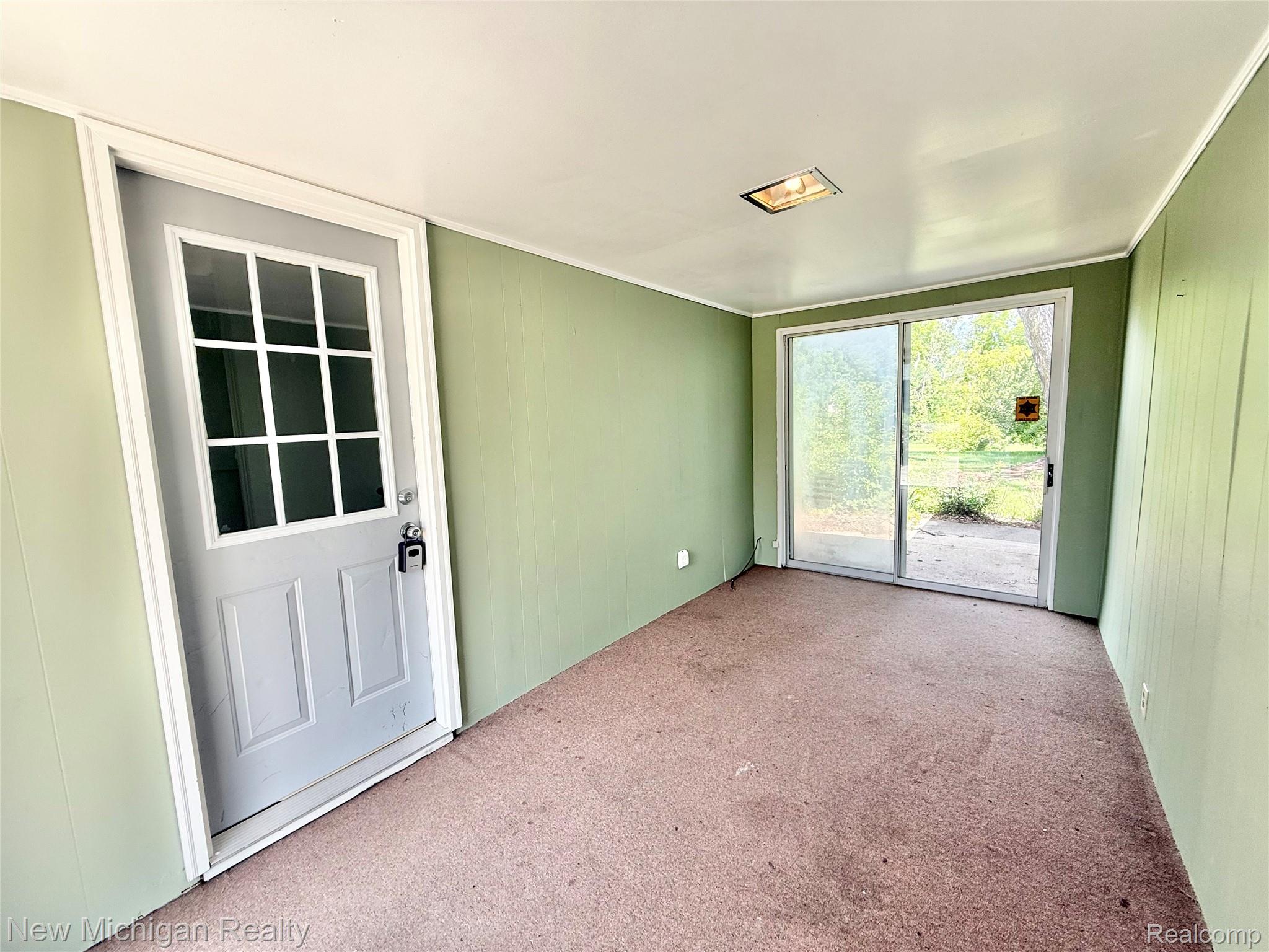 2020 W Hurd Road