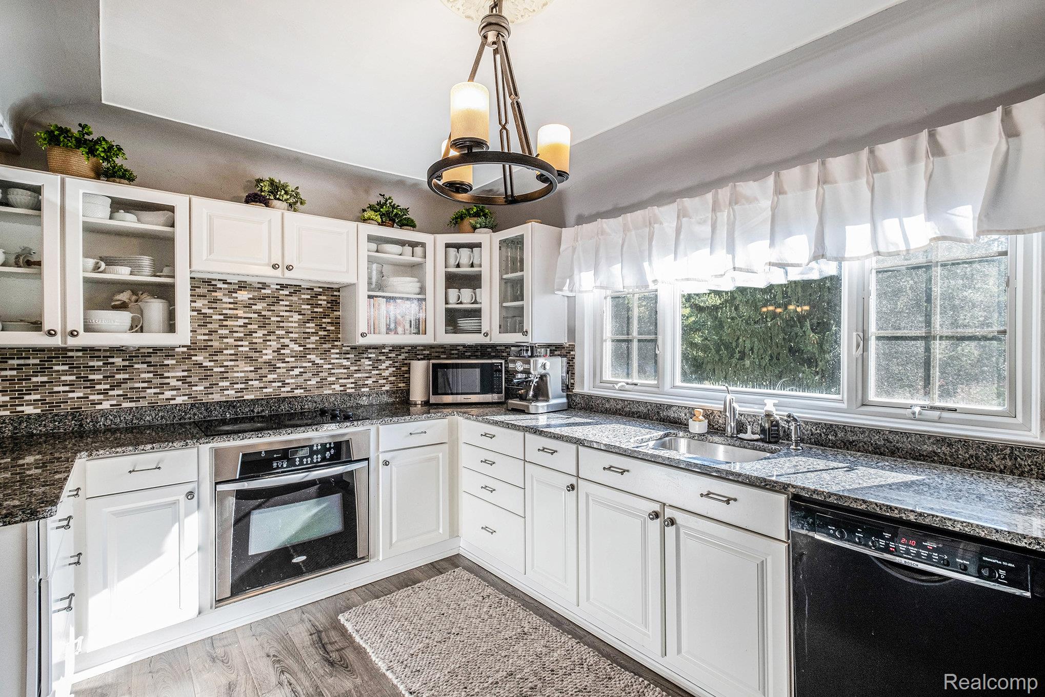 11499 Silver Lake Road