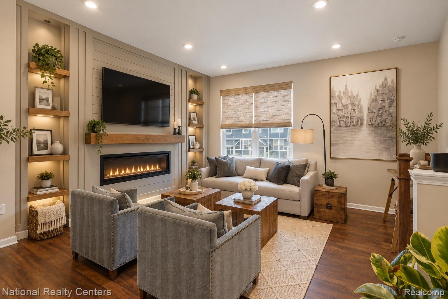 220 N Sydney Court