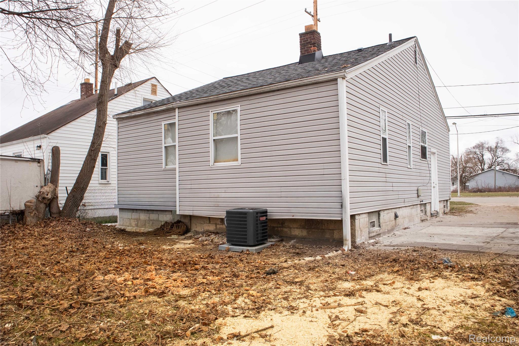 91 Martin Luther King Jr Boulevard N