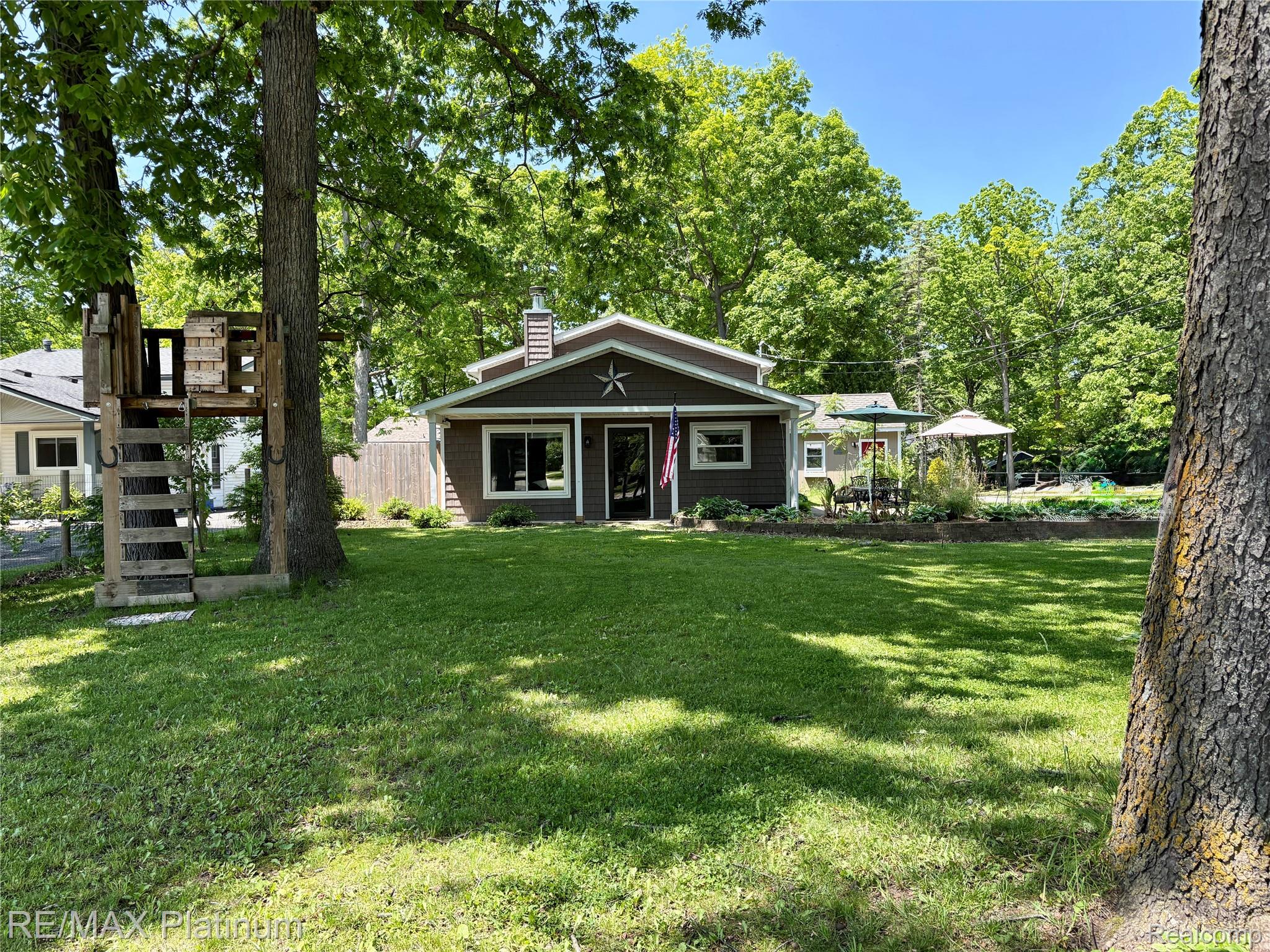 1707 Maxfield Road