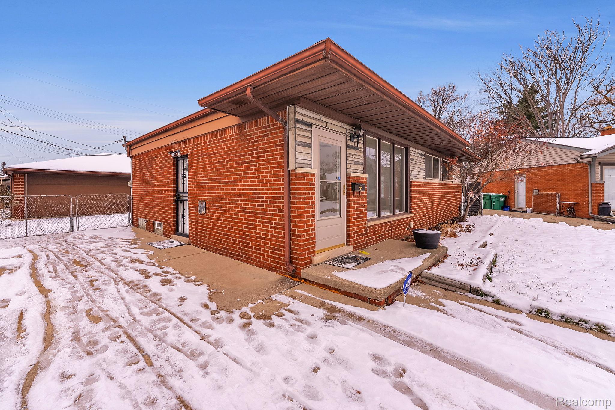 32658 Kathryn Street