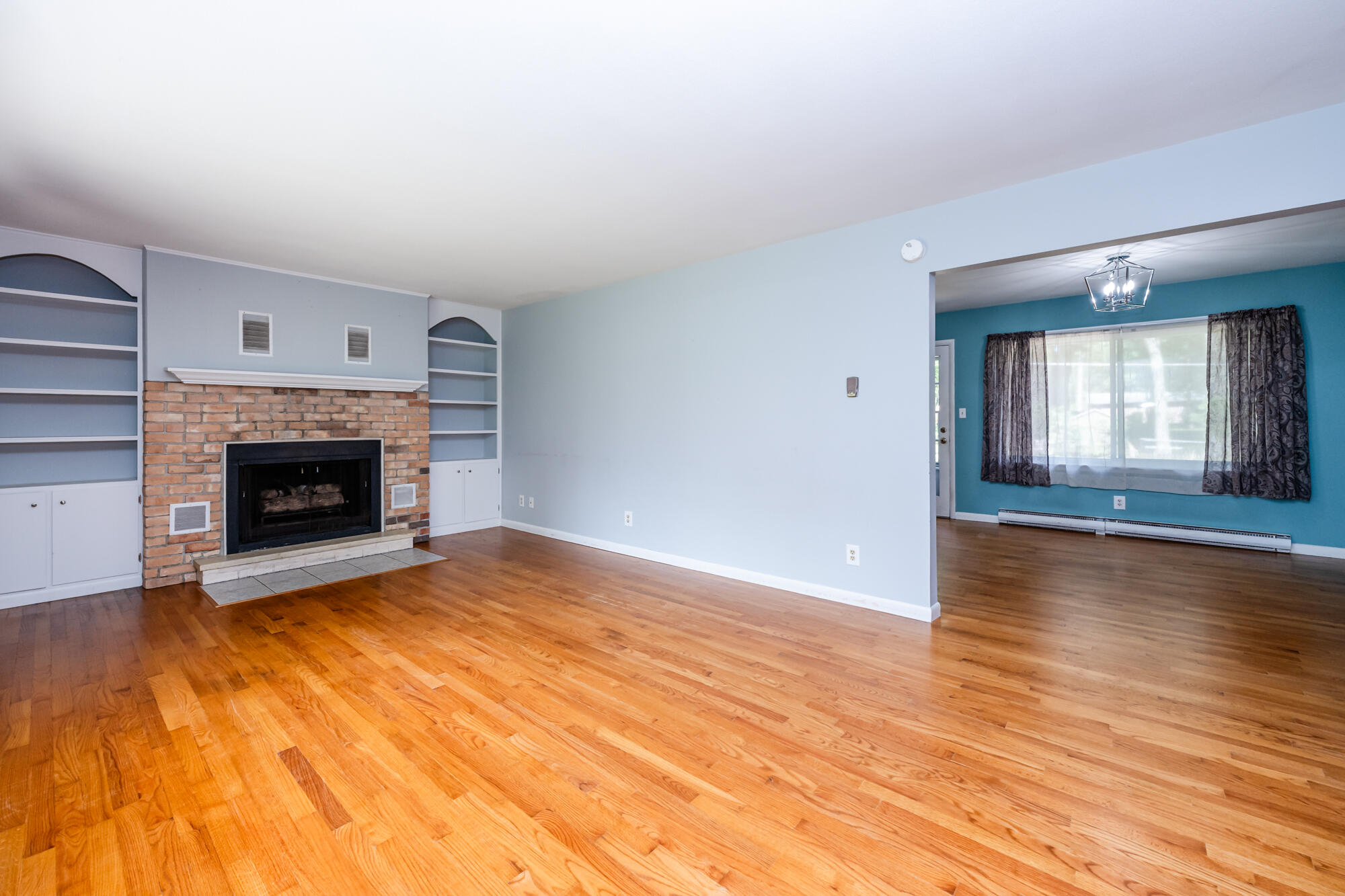 6845 Rosemary Drive