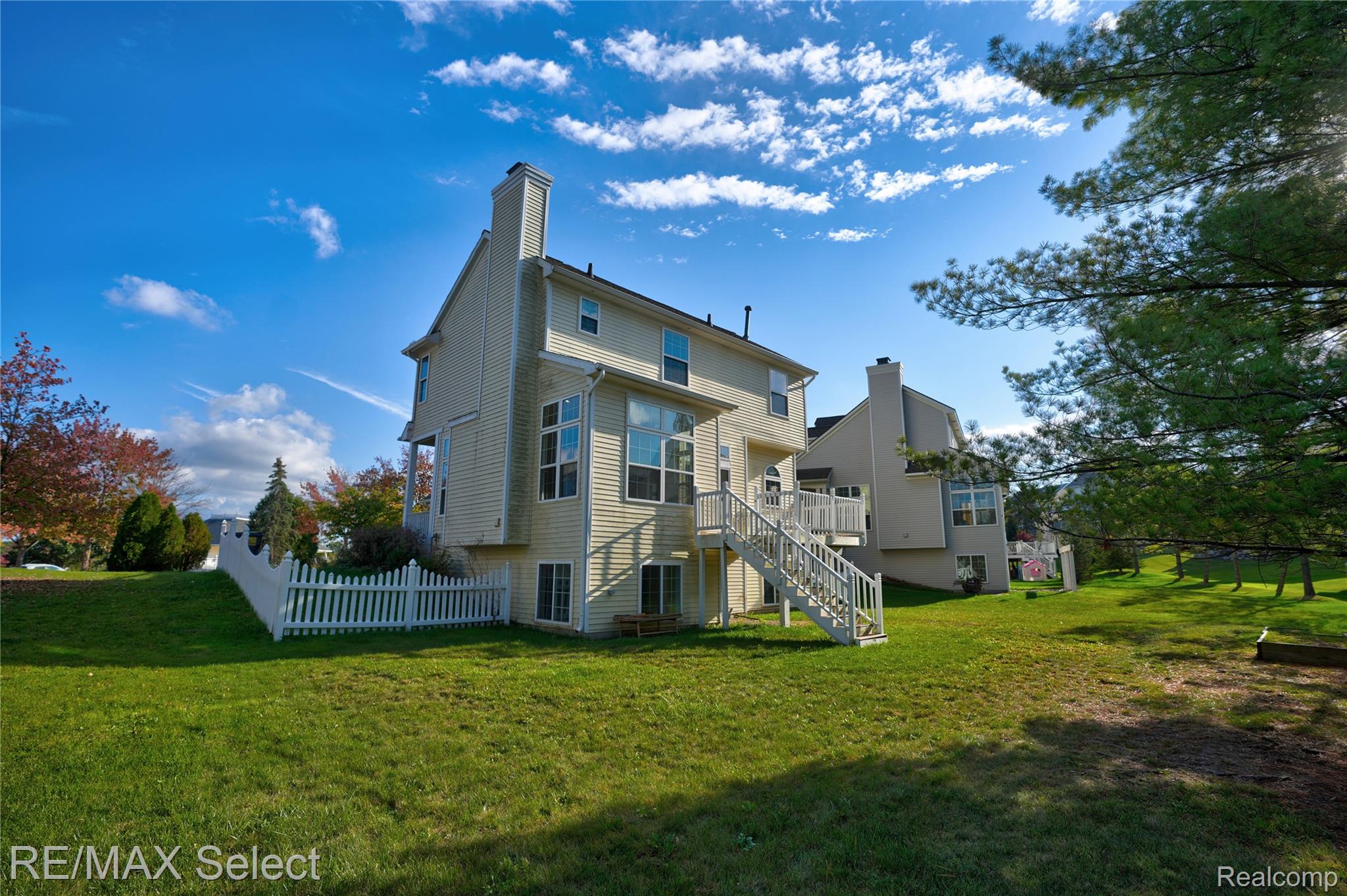 88 Champlain Boulevard