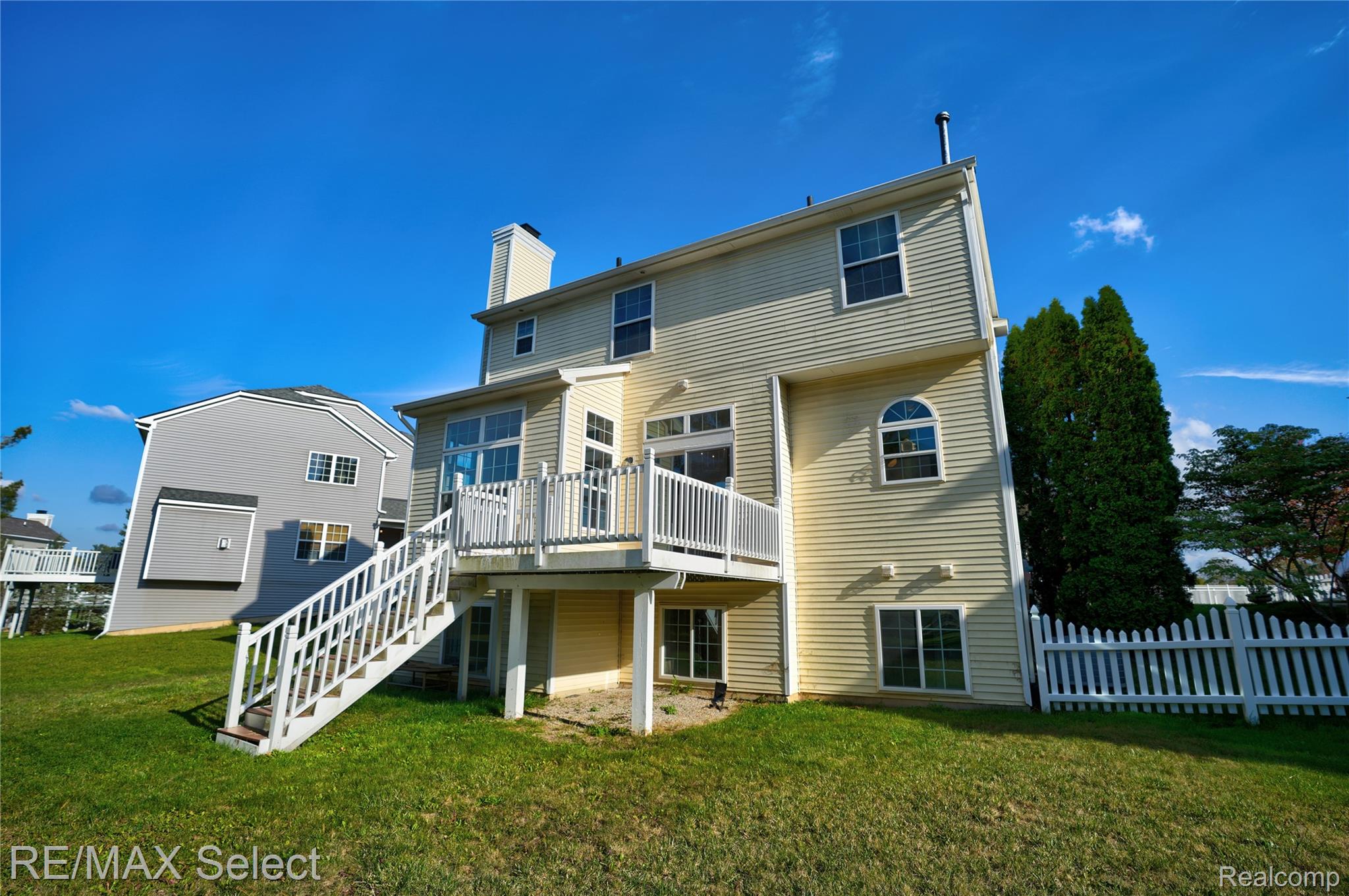 88 Champlain Boulevard