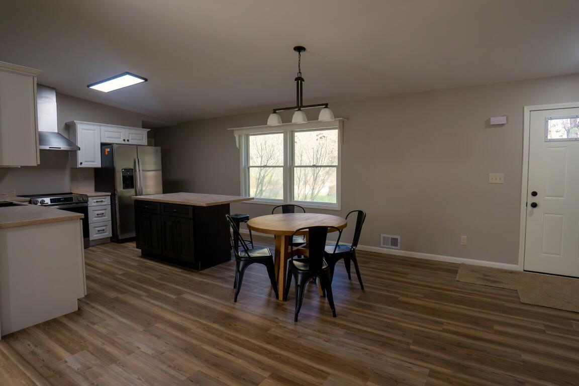 6809 Merton Drive