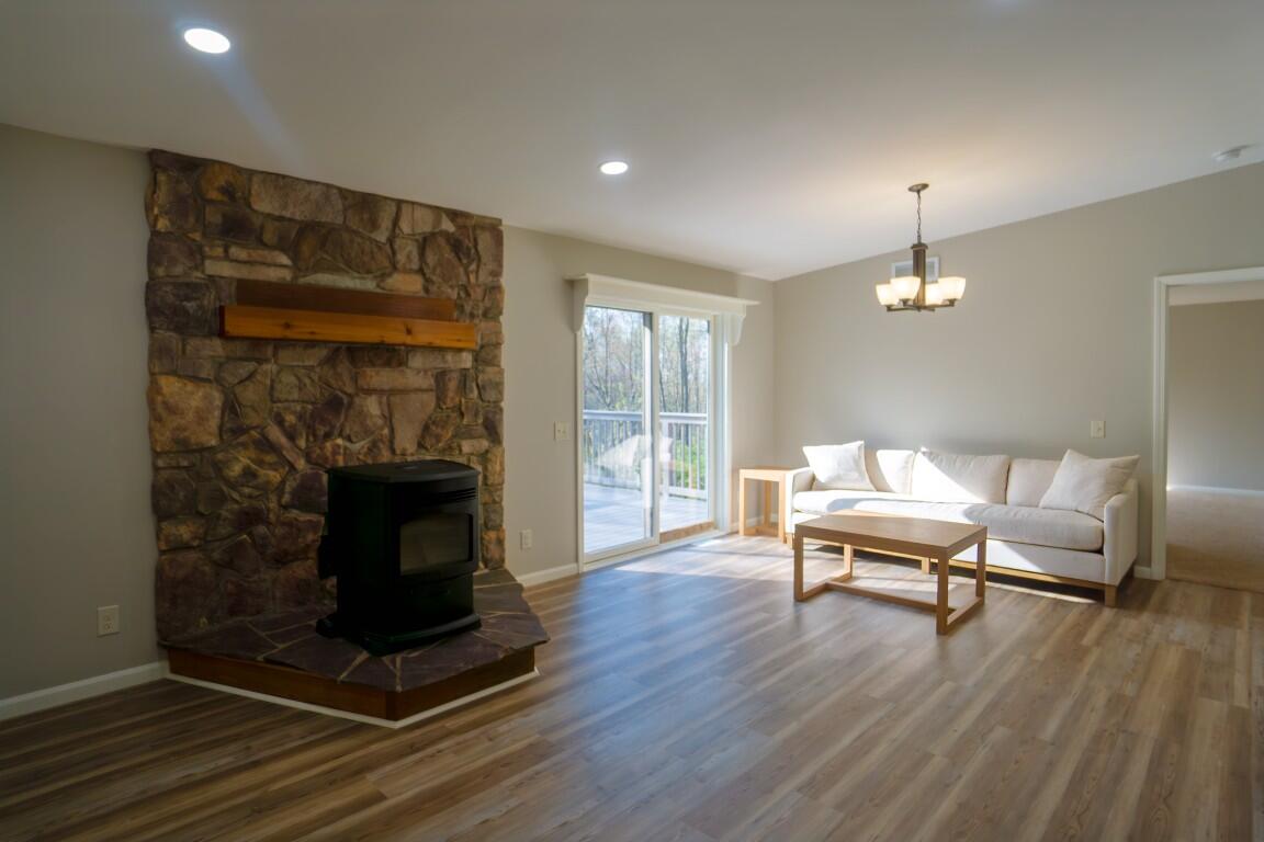 6809 Merton Drive