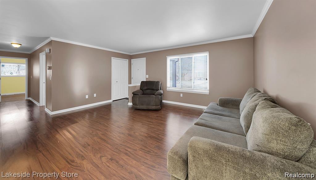 31824 Breezeway